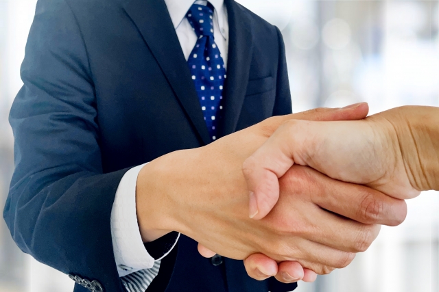 ラウンジ税理士